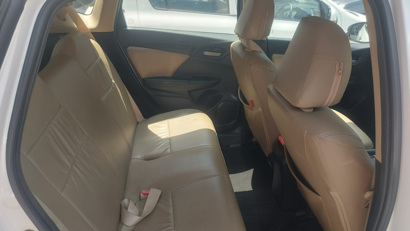 Honda Jazz(2015-2018) V At Petrol